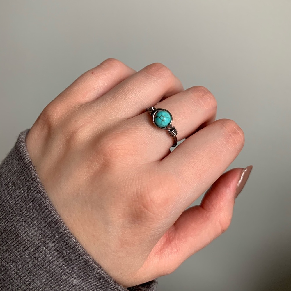 Turquoise Wire Ring - Picture 4 of 4
